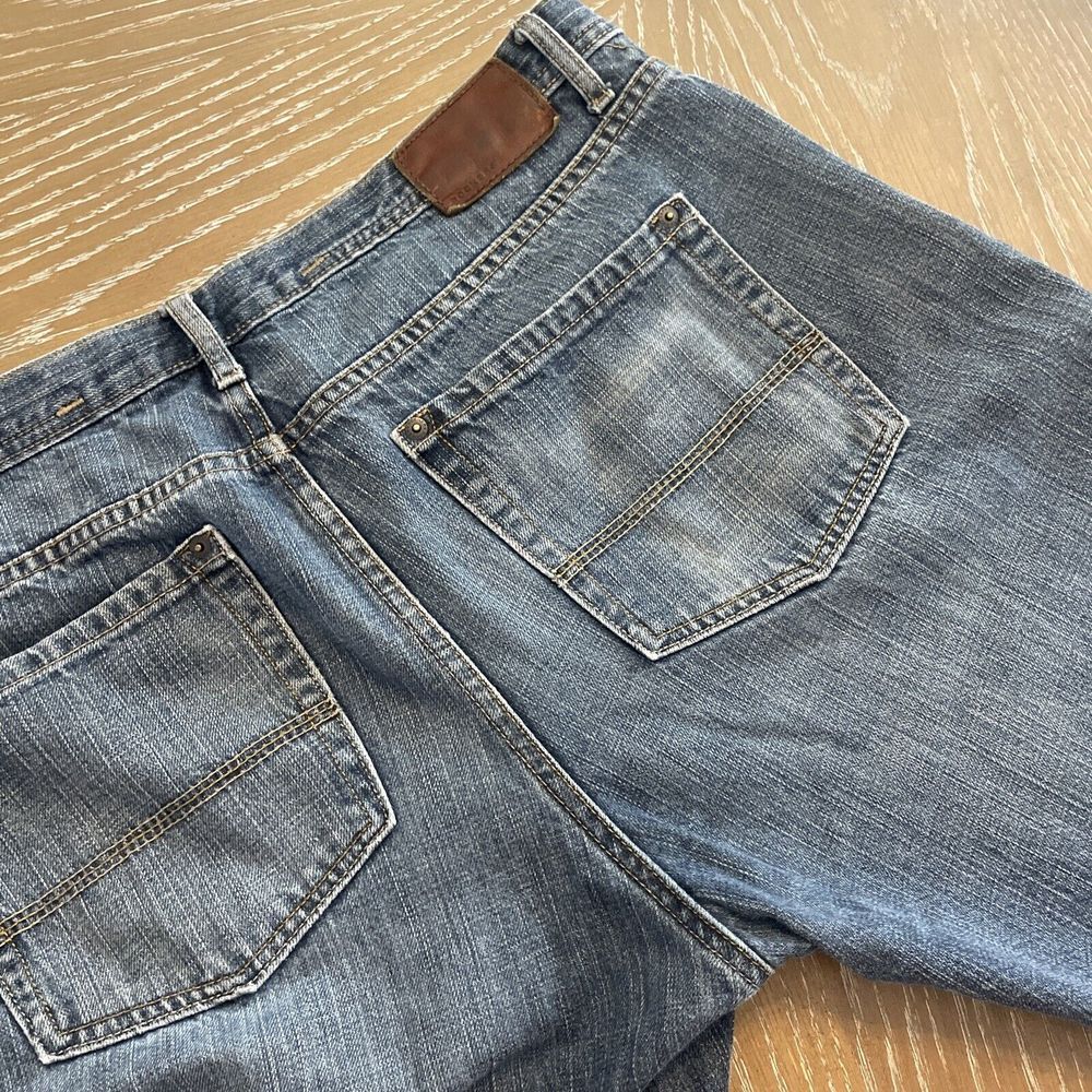 Dockers Jeans 36x30 5 Pocket Classic Fit Medium Wash ~ EXCELLENT & Super Soft